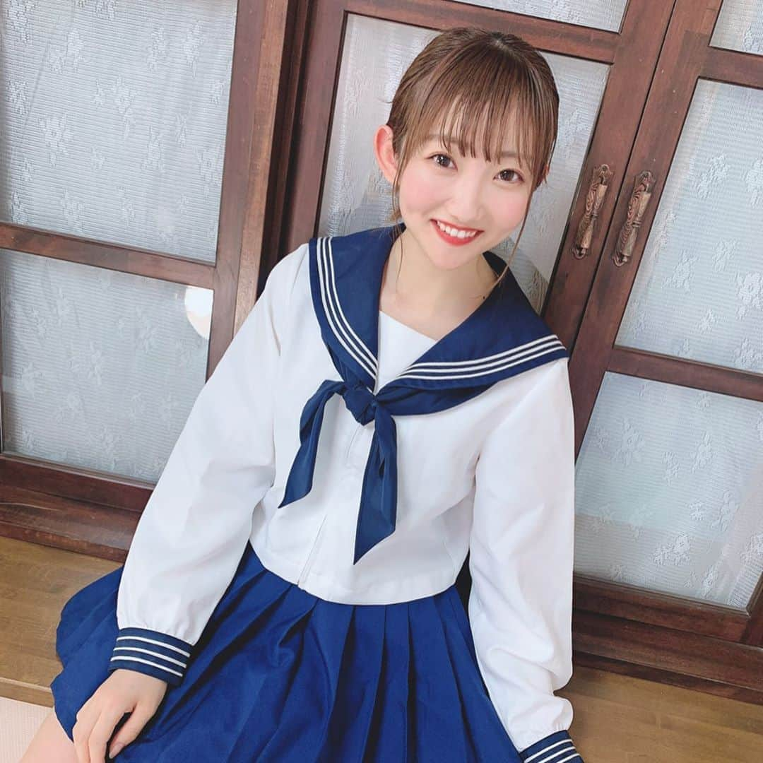 夏川愛実さんのインスタグラム写真 - (夏川愛実Instagram)「ㅤㅤㅤㅤㅤㅤㅤㅤㅤㅤㅤㅤㅤ 制服⚡️💓 ㅤㅤㅤㅤㅤㅤㅤㅤㅤㅤㅤㅤㅤㅤㅤㅤㅤㅤㅤㅤㅤㅤㅤㅤㅤㅤ まだいける？？🙄 ㅤㅤㅤㅤㅤㅤㅤㅤㅤㅤㅤㅤㅤㅤㅤㅤㅤㅤㅤㅤㅤㅤㅤㅤㅤ #制服#コスプレ#セーラー服#セーラー #jk#制服コス#もうすぐ21」12月29日 22時34分 - ami_natsukawa