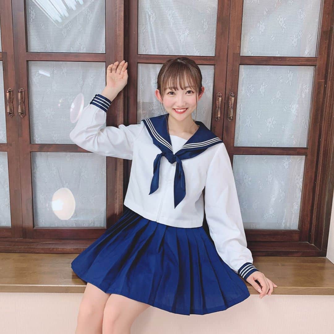 夏川愛実のインスタグラム：「ㅤㅤㅤㅤㅤㅤㅤㅤㅤㅤㅤㅤㅤ 制服⚡️💓 ㅤㅤㅤㅤㅤㅤㅤㅤㅤㅤㅤㅤㅤㅤㅤㅤㅤㅤㅤㅤㅤㅤㅤㅤㅤㅤ まだいける？？🙄 ㅤㅤㅤㅤㅤㅤㅤㅤㅤㅤㅤㅤㅤㅤㅤㅤㅤㅤㅤㅤㅤㅤㅤㅤㅤ #制服#コスプレ#セーラー服#セーラー #jk#制服コス#もうすぐ21」