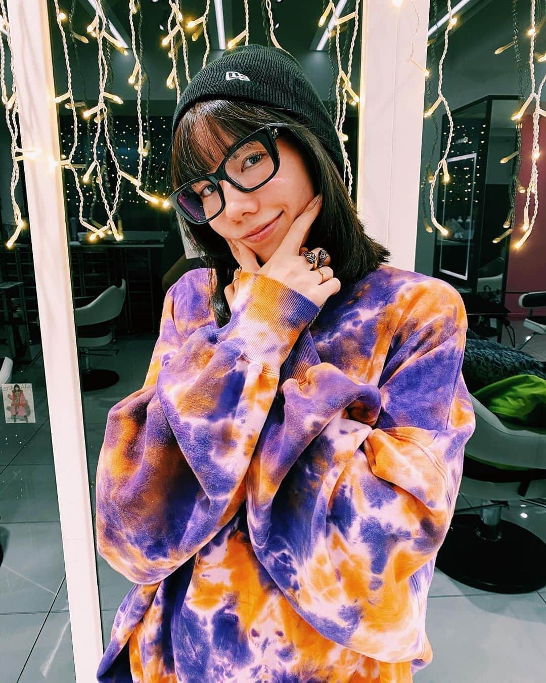 仲里依紗のインスタグラム：「. 仕事納めして 美容室納めして あとは お正月を待つのみ🎍🤗💗 なすちゃん @nasup  今年もたくさん可愛くしてくれて ありがと❣️❣️🥰✨ . . #いろいろ納めたが #大掃除 #終わってなかったよ😇」