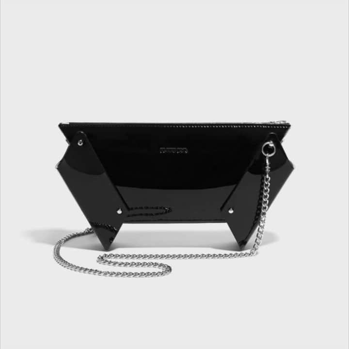 のインスタグラム：「The Icons - explore our latest edit of handmade to order leather bags. #fleetilya  #fleetilyabags」