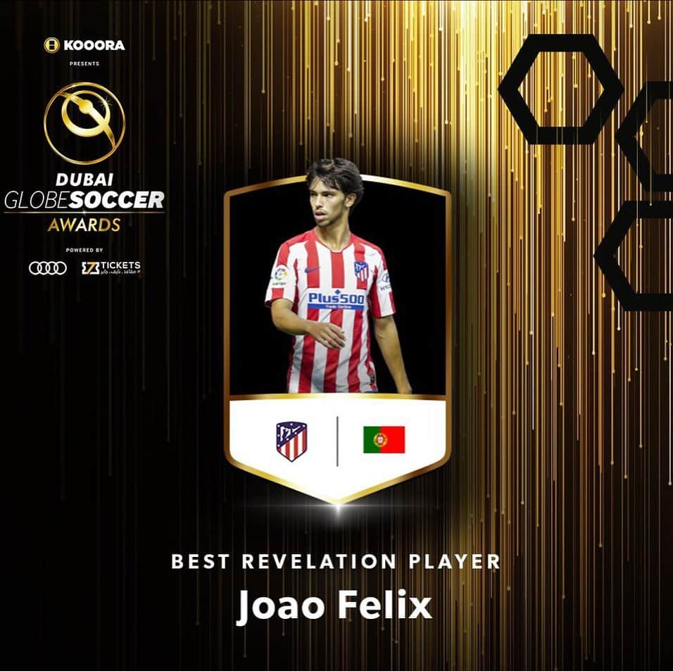 アトレティコ・マドリードさんのインスタグラム写真 - (アトレティコ・マドリードInstagram)「[ 🏆 ] #GlobeSoccer Awards 2019 ⚽ @joaofelix79 ➡ Mayor Revelación 2019 👔 Andrea Berta ➡ Mejor Director Deportivo 2019 - [ 🏆 ] #GlobeSoccer Awards 2019 ⚽ @joaofelix79 ➡ Best Revelation Player 👔 Andrea Berta ➡ Best Sporting Director - [ 🏆 ] #GlobeSoccer Awards 2019 ⚽ @joaofelix79 ➡ Joueur Révélation 👔 Andrea Berta ➡ Meilleur directeur sportif 🔴⚪ #AúpaAtleti」12月30日 3時10分 - atleticodemadrid