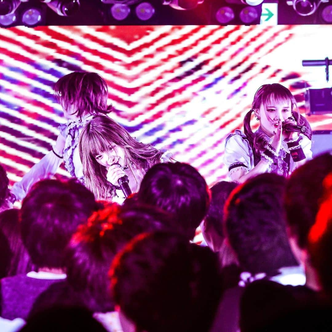 LADYBABYさんのインスタグラム写真 - (LADYBABYInstagram)「#LADYBABY LIVE Photo  19.12.7（土） @ 天神Pocket SEE YOU Reburn TOUR福岡公演  #金子理江 #池田菜々 #唐沢風花 #有馬えみり」12月30日 4時54分 - ladybaby_jp