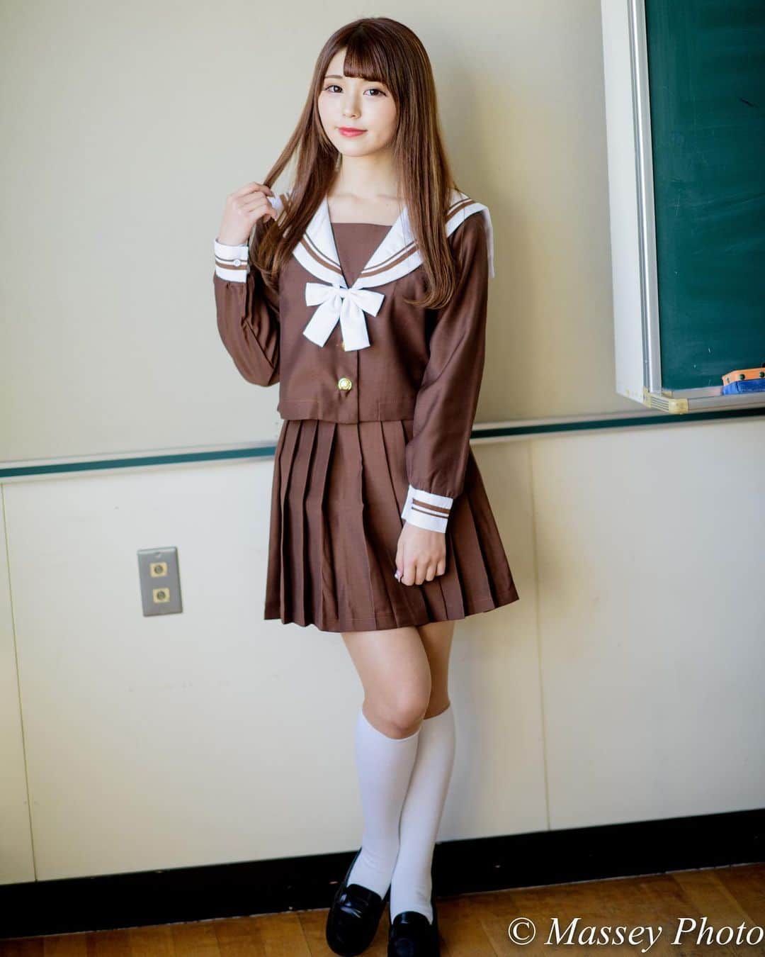 のインスタグラム：「. . . . 元小学校施設「みらい館大明」で撮った写真です。 モデルは、結月ねねちゃんです。 I took the photograph in the former elementary school “Mirai-kan Taimei”. Her name is Nene Yuduki. . . #ポートレート #ポートレート女子 #ポートレートモデル #ポートレート撮影 #ポートレート部 #ポートレートモデル撮影 #ポートレイト #ポトレ #被写体 #モデル #被写体モデル #被写体女子 #東京カメラ部 #サロンモデル #ポトレのセカイ #結月ねね #撮影会モデル #撮影会の女神さま #portrait #excellent_portraits #girlsphoto #lovers_nippon_portrait #portrait_perfection #portraitphotography #japanesegirl #japanesemodel #tokyogirl #good_portraits_world #모델촬영 #인물사진」