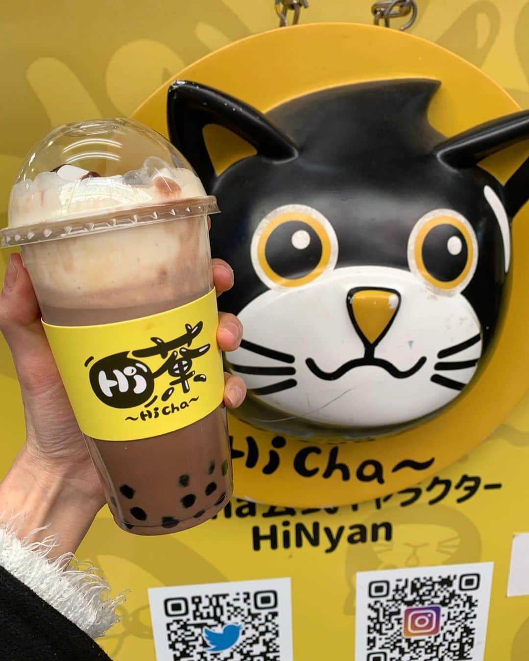 satomiさんのインスタグラム写真 - (satomiInstagram)「何これ！めちゃ旨💕💕 * （@hichatokyo） * * * #Hi茶  #1番好きなタピオカ #タピオカ  #上野 #上野タピオカ #タピオカ巡り  #タピオカ部  #タピる #タピオカ好きと繋がりたい  #さとみのグルメ記録  #ホットマシュマロココア #ハイチャ　 #アメ横でタピオカ #タピリスト #アメ横 #hicha」12月30日 15時21分 - saatoomii47