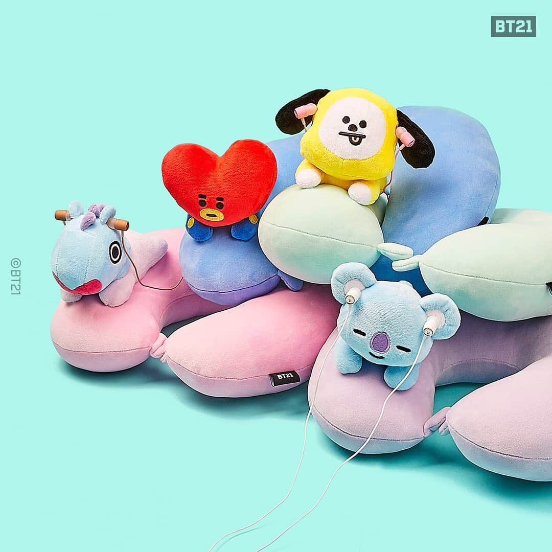 BT21 Stars of tomorrow, UNIVERSTAR!さんのインスタグラム写真 - (BT21 Stars of tomorrow, UNIVERSTAR!Instagram)「Need some me-time? Chillax with BT21. . Lean on a fluffy pillow, add some sweet music and unwind. You deserve it. 🎵 . Find out more > Check out the product tag! . #Sleepyhead #Travelers #MustHave #Neckpillow」12月30日 10時30分 - bt21_official