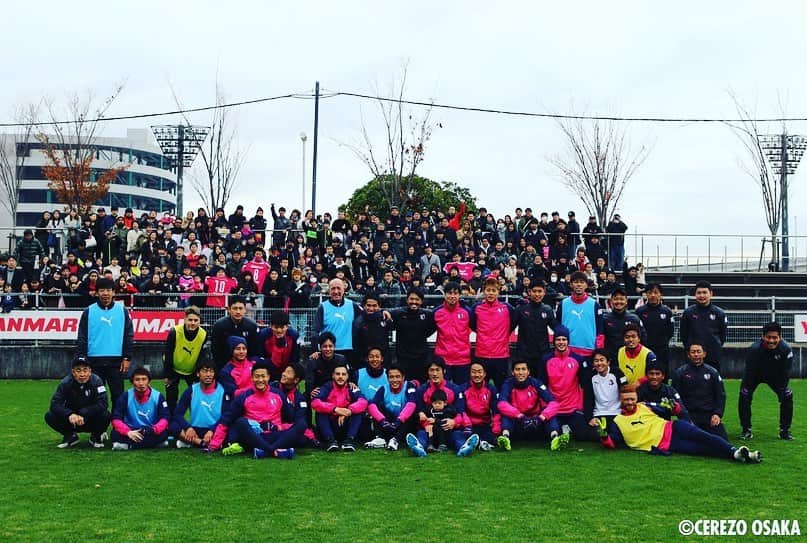 のインスタグラム：「少し遅くなりましたが 今シーズンもたくさんの応援 ありがとうございました！  #セレッソ大阪 #丸橋祐介 #14番 #ほな」