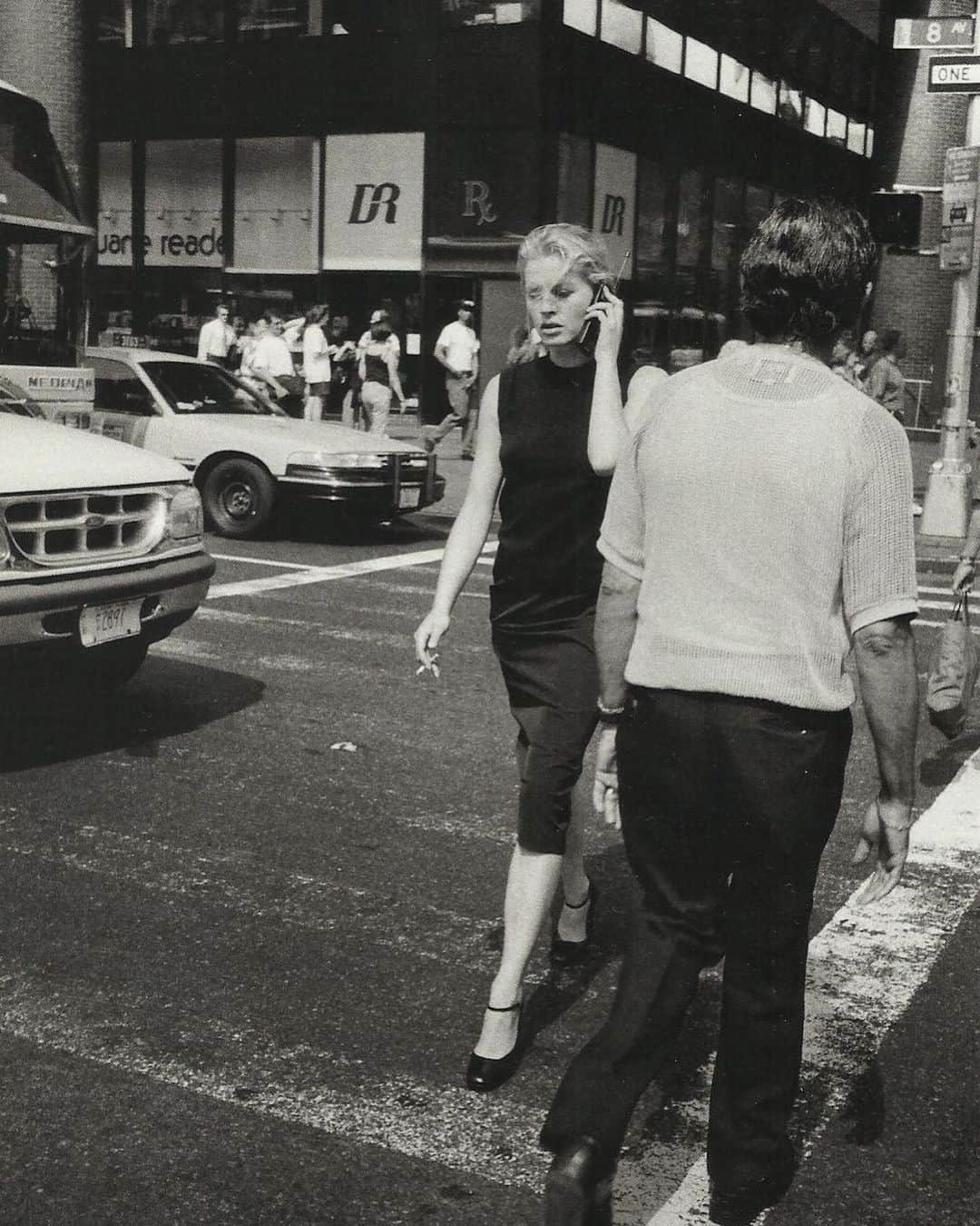 シー ニューヨークさんのインスタグラム写真 - (シー ニューヨークInstagram)「Annie Morton 📷 by #peterlindbergh , New York City 1996」12月30日 11時44分 - seanewyork