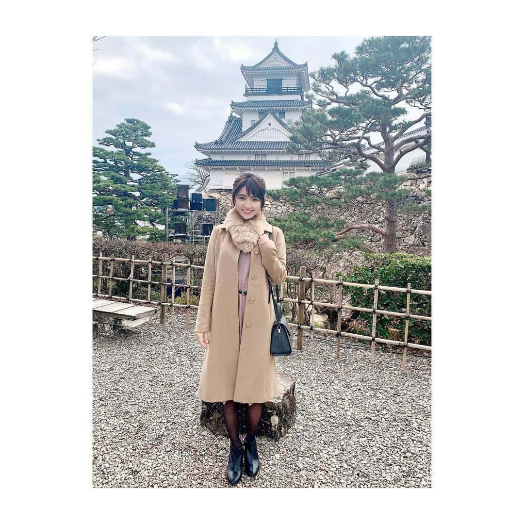 久保井朝美さんのインスタグラム写真 - (久保井朝美Instagram)「🏯 念願の高知城😍✨ 至福💗💗 ． 日本で唯一‼️ 本丸の建築群が すべて現存するお城です😊 ． #城ガール #久保井朝美 #日本100名城スタンプラリー #現存12天守 #歴史好き女子 #お城好きな人と繋がりたい」12月30日 12時10分 - asami_k920