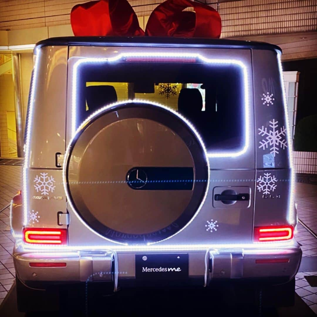 JULIANさんのインスタグラム写真 - (JULIANInstagram)「「Mercedes me @shinagawaprincehotel 」 ●2019.12.12〜期間限定 @mercedesbenzjapan  #mercedesbenz #benz #mercedesbenzjapan  #mercedesbenzcollection  #mercedesbenzme  #customcar  #gelendwagen  #Shinagawa #shinagawaprincehotel  #メルセデスベンツ #メルセデス #メルセデスミー #ベンツ　#高級車  #ゲレンデヴァーゲン #Gクラス #メルセデスベンツコレクション #カスタムカー #車　#車好きな人と繋がりたい  #品川　#品川プリンスホテル #品プリ #期間限定 #期間限定ショップ　#港区 #イルミネーション　#フォトジェニック #インフルエンサー　#インスタグラマー」12月30日 12時30分 - julian_official_jp