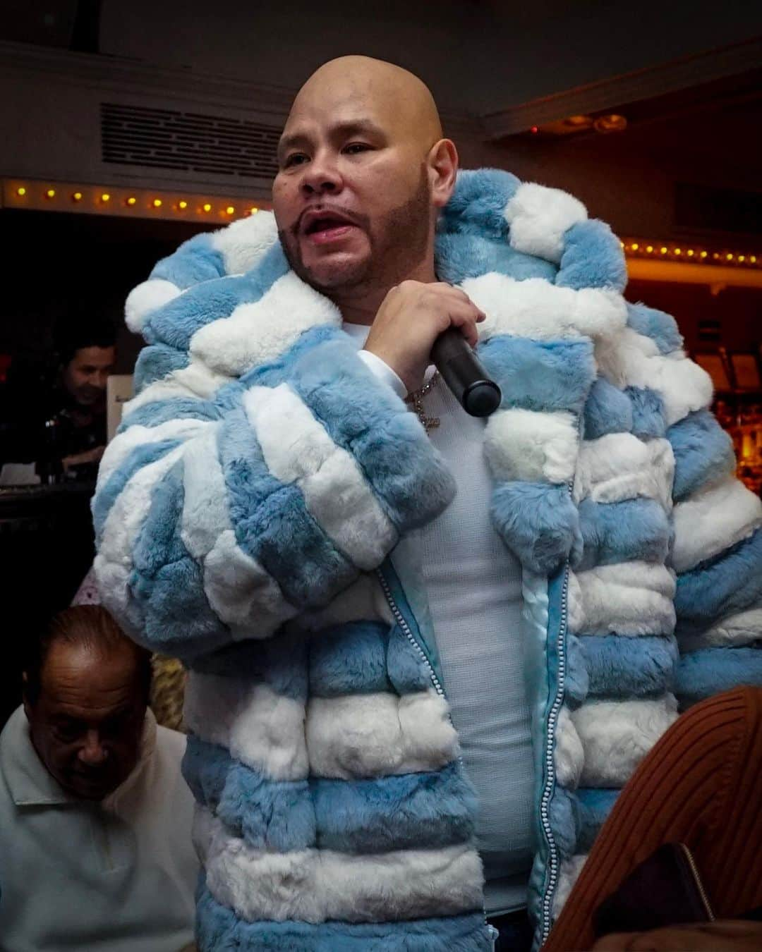 ファット・ジョーさんのインスタグラム写真 - (ファット・ジョーInstagram)「Carolina Blue kicks, Hottest Nigga on the Block! #familyties🤞🏾」12月30日 14時17分 - fatjoe