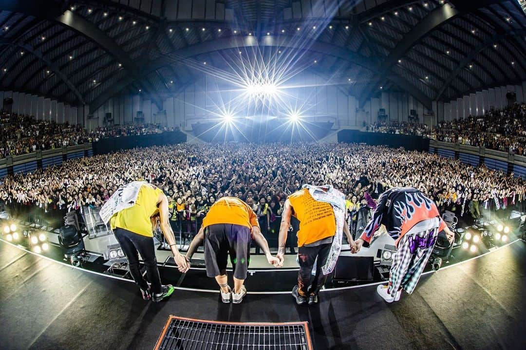 Ryota さんのインスタグラム写真 - (Ryota Instagram)「沖縄2日間本当にありがとう！！！ 年内最後のLiveちゃんと全部出し切れたから満足！みんなのおかげやわ〜😁 沖縄さらに好きになった😃  Photo by @cazrowaoki 📸」12月30日 23時50分 - ryota_0809