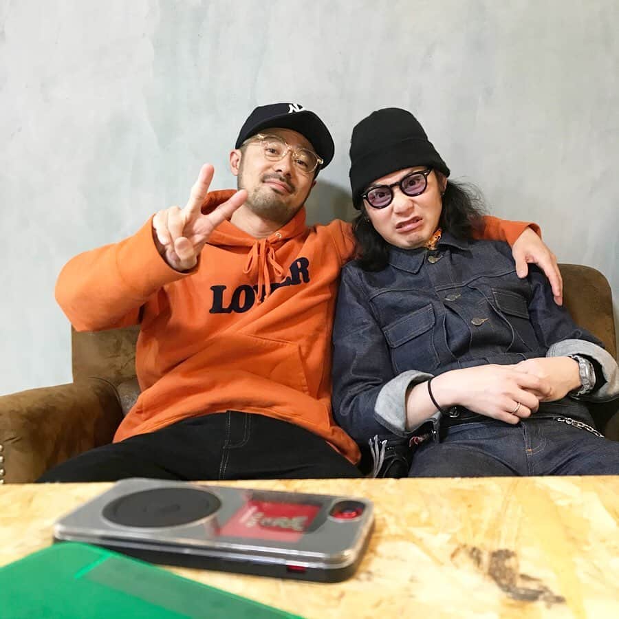 takuma watanabeさんのインスタグラム写真 - (takuma watanabeInstagram)「#今年も大変お世話になりました #来年も宜しくお願い致します #🖤 #quarry_tokyo」12月30日 23時57分 - takumagram