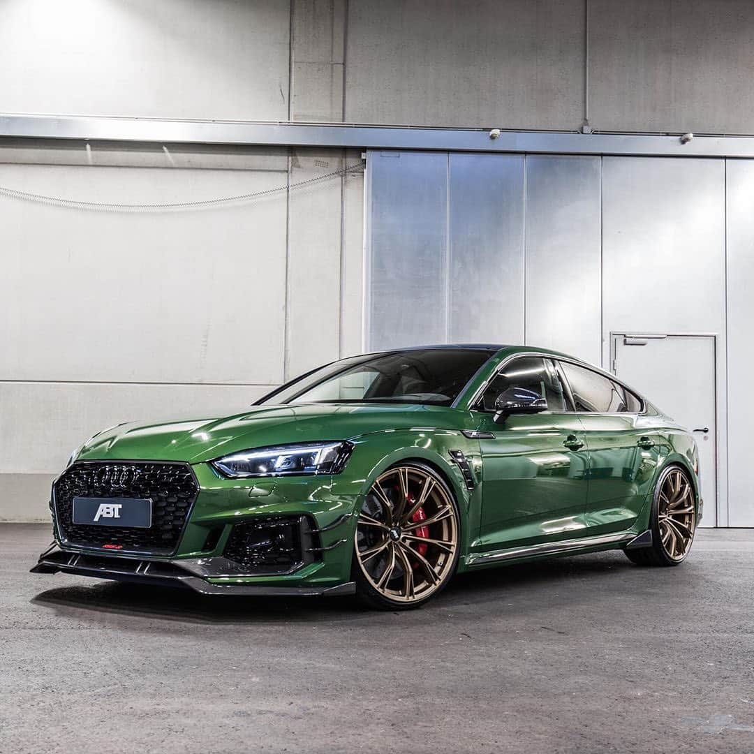 CarsWithoutLimitsさんのインスタグラム写真 - (CarsWithoutLimitsInstagram)「ABT RS5-R Sportback Photo @abt_sportsline  #carswithoutlimits #abtrs5r」12月30日 23時59分 - carswithoutlimits