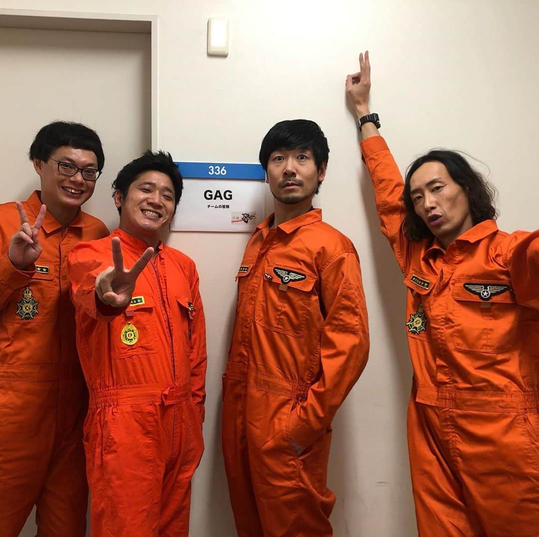 福井俊太郎のインスタグラム：「明日BSフジ「冗談騎士」出てますぅ #ユニットコントをうるとらブギーズと #やるはずだったのに #ネタも完成した本番2日前 #八木ちゃんインフル発覚 #急遽 #GAGと佐々木君でコントやりました #八木ちゃんにめちゃくちゃ迷惑かけられた4人 #顔も少し引きつってる #特に佐々木君は #ずっと心細そうだった #八木ちゃんが横にいない彼はうるとらブギーズとして認識されてなく #ほとんどの人に挨拶されてなかった #低くねっとりした声で」