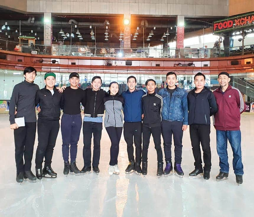 ジュリアン志傑乙さんのインスタグラム写真 - (ジュリアン志傑乙Instagram)「Another great time in BX Rink, Indonesia last week! Always nice to share knowledge and experiences. So many talented young skaters to work with as well. . . . . . . . . . . . . . #workshop #iceskating #figureskating #sports #athlete #indonesia #BXRink #jakarta #development #SouthEastAsia #workingtogether #fun #JulianYeeSkatingAcademy #JulianYeeAcademy #goingforward #bringingoutthebest」12月30日 16時11分 - julianyeeee