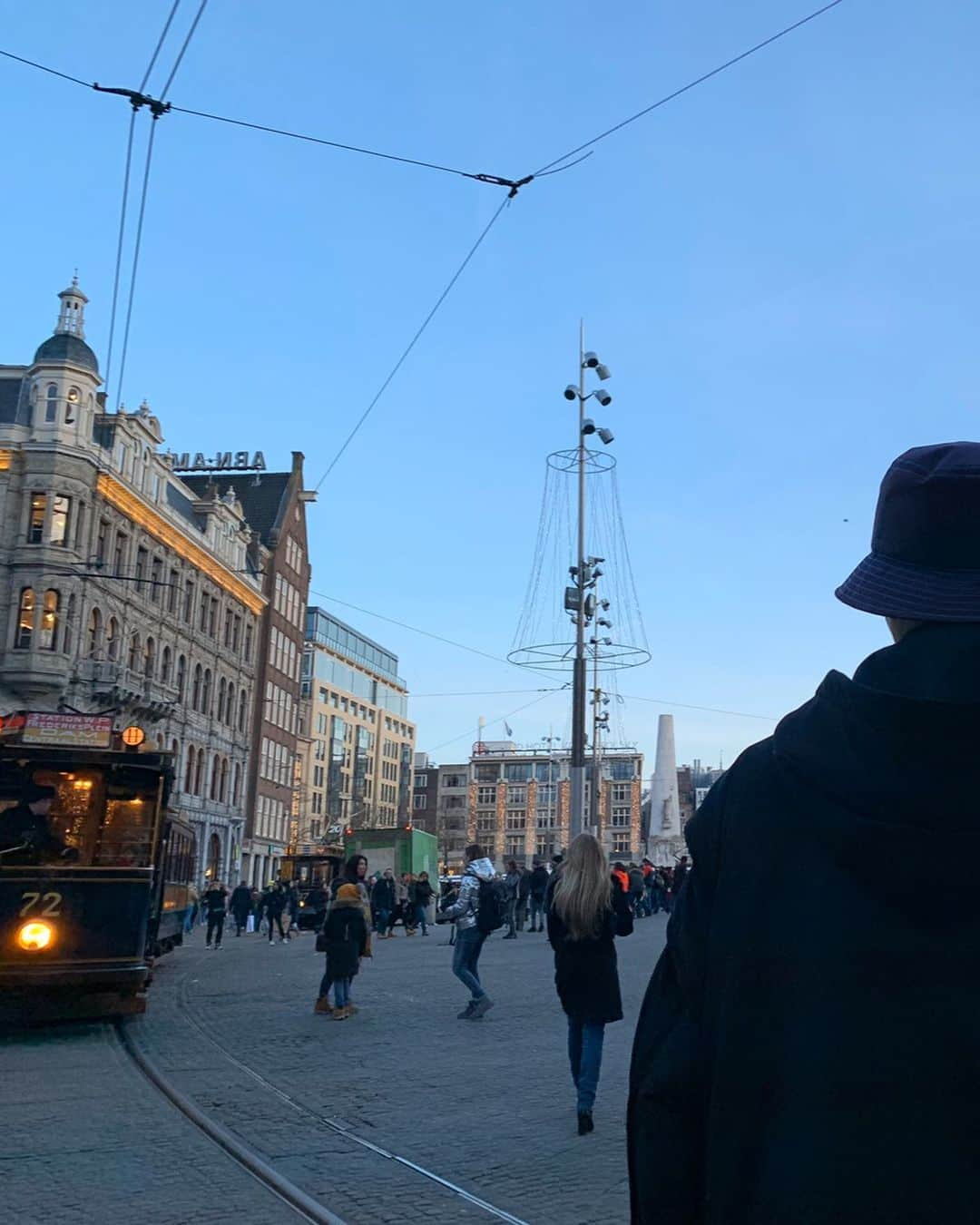 加津塔さんのインスタグラム写真 - (加津塔Instagram)「#instafashion#instatravel#instagood #tram#tree#friendly#river#car#beer #awesome#great#itsbeautiful#」12月30日 17時46分 - katsutou