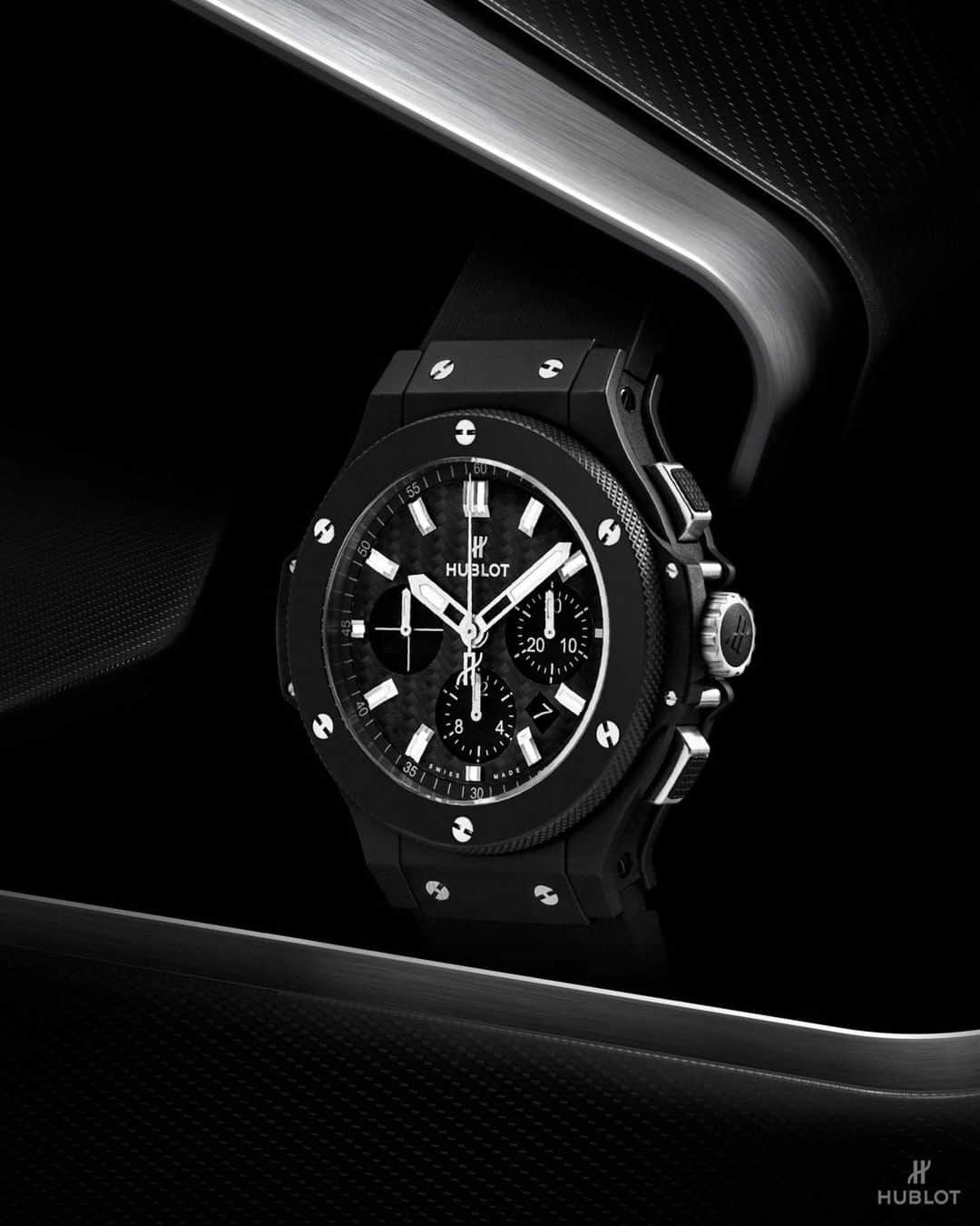 ウブロさんのインスタグラム写真 ウブロinstagram ウブロの人気モデル ビッグ バン ブラックマジック 腕元をクールに 大人の雰囲気を引き立てます Hublot Bigbang Blackmagic ウブロ ビッグバン ブラックマジック 12月30日 18時00分 Hublot Japan