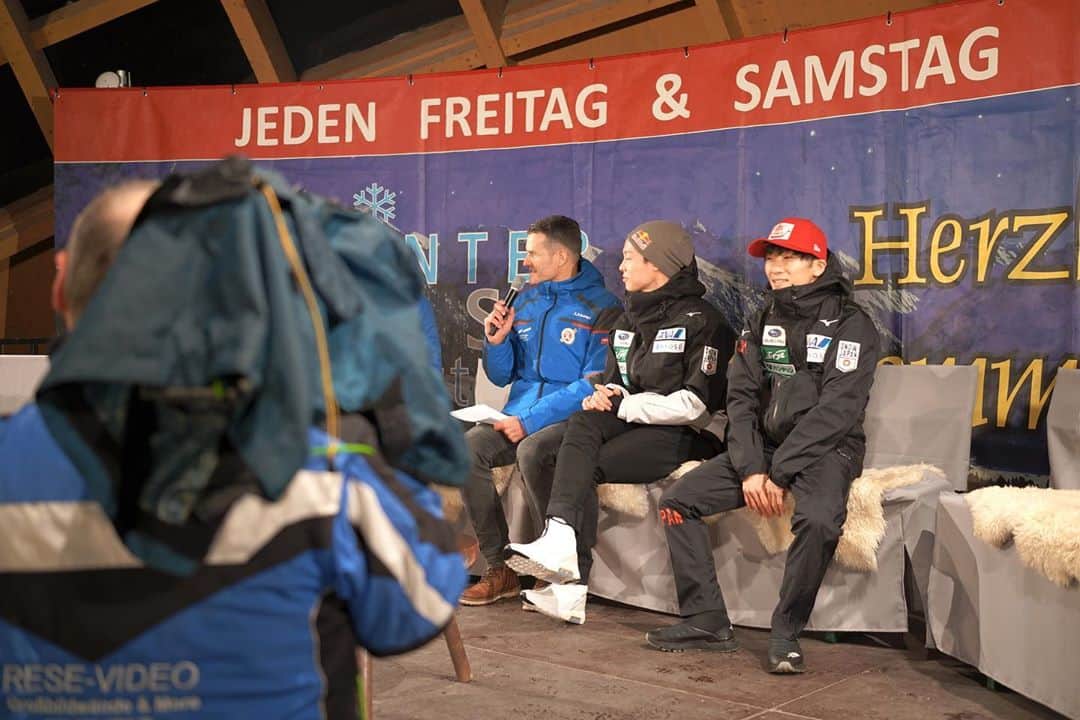 小林陵侑のインスタグラム：「ありがとうOberstdorf ガルミッシュに向けて移動中🚌 #2万5千人 #小林陵侑 #ドイツ　📸 @skijumpnaoki」