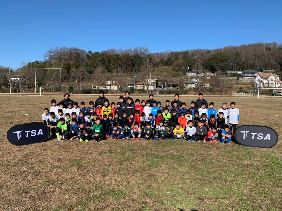 富山貴光のインスタグラム：「栃木サッカーフェスティバル2019に参加させてもらいました。  子供達から凄いパワーをもらえました！ 栃木からプロサッカー選手が誕生する様に少しでも力になれるようにお手伝い出来ればいいなと思いますね。  このような機会を与えてくれたTSAの関係者の皆様に感謝ですね。  #TSA #栃木サッカーアカデミー #栃木サッカーフェスティバル2019 #武井択也 #富田晋伍 #湯澤洋介 #中美慶哉 #三丸拡 #鈴木徳真」