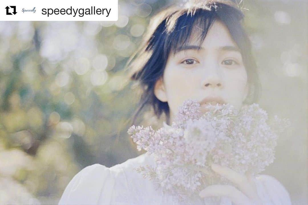 のん（能年玲奈）さんのインスタグラム写真 - (のん（能年玲奈）Instagram)「#Repost @speedygallery with @get_repost ・・・ ファッションストーリー「のん 花を内に秘めて」が掲載されてますよ！  雑誌『SPUR』(シュプール) 2月号  12月23日（月）発売 写真家: Mie Morimoto  https://spur.hpplus.jp/magazine/topics/201912/16/JyEmdYg/」12月30日 19時51分 - non_kamo_ne