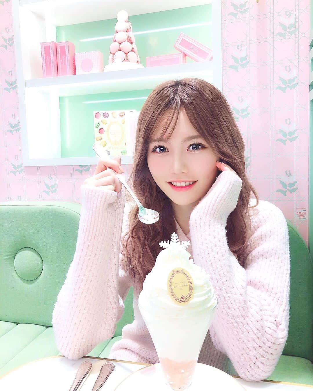 込山榛香のグルメインスタ