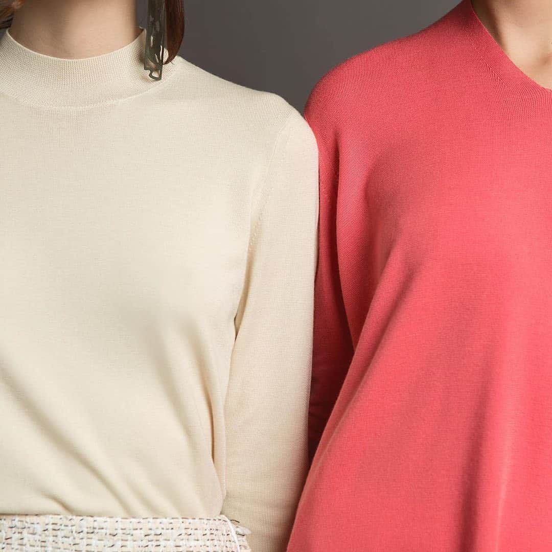 ANTEPRIMAさんのインスタグラム写真 - (ANTEPRIMAInstagram)「A winter evolution of the luxe and ultra-soft cashmere pieces. Wrap up warm with our redefined Superfine Cashmere 18 collection, and brings a bit of coziness and pleasure into your wardrobe.  #anteprima #ItalianCruise #Superfine #Cashmere #warmth #essential #SS20 #SpringSummer2020 #rtw #finest #comfort #smooth #cozy #feminine #fashion #style #italian #luxury #photo #ootd #design #アンテプリマ #スーパーファイン #カシミヤ #패」12月30日 20時29分 - anteprimaofficial