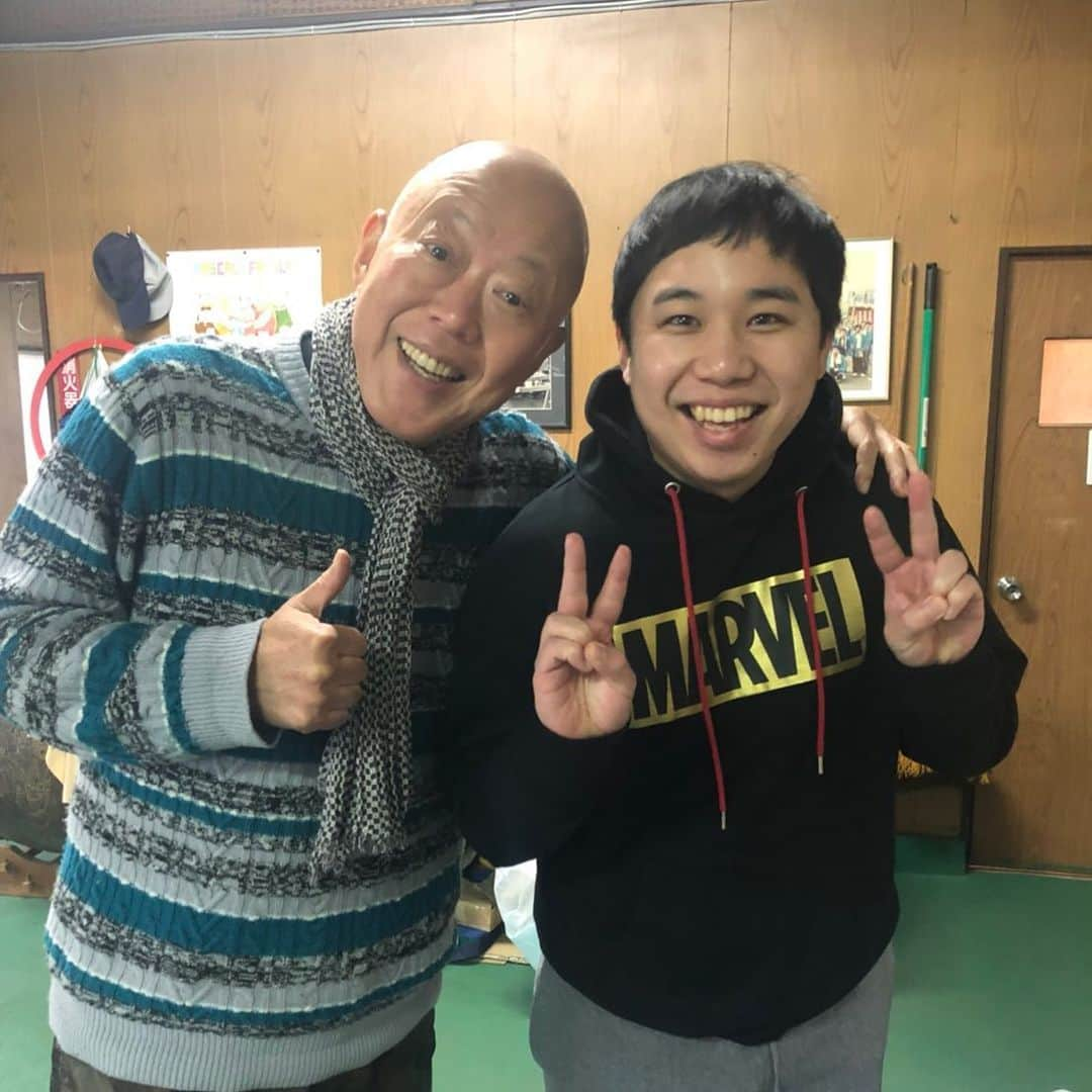 せいやさんのインスタグラム写真 - (せいやInstagram)「‪今日は朝6時からドラマの撮影！‬ ‪六平さんのボケ数が午前中で100を超えてます！ツッコミ切れないです…とんでもなくおもしろい先輩です‬ ‪#テセウスの船‬ ‪#六平さん‬ #アメトークまだ出ます！」12月30日 20時50分 - seiya_shimofuri