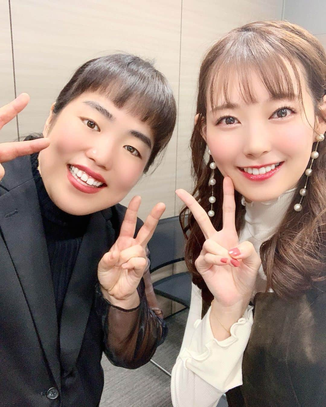 渡辺美優紀さんのインスタグラム写真 - (渡辺美優紀Instagram)「. ゆりやんレトリィバァさんと😻 「落ち着いていきやー！」のネタ好きですっていえなかったからここに書く。。😖❤︎ 同じ奈良県出身🧏🏻‍♀️🎀 . #落ち着いていきやー #好き #ゆりやんレトリィバァ さん #独特のダンスも好き　🥰」12月30日 21時01分 - miyukichan919