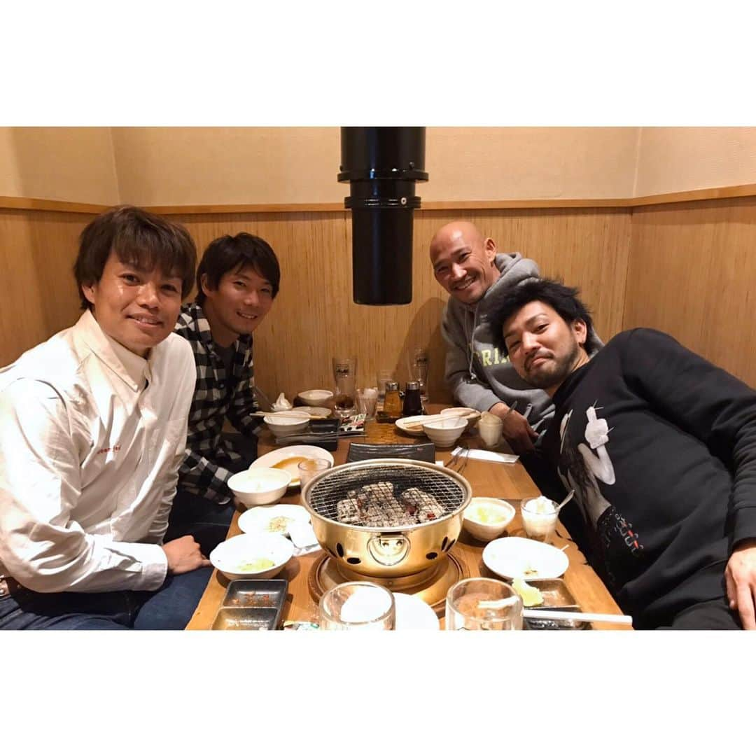 小池純輝さんのインスタグラム写真 - (小池純輝Instagram)「. 先日4人でランチ✨ 久しぶりに話しても何も変わらない楽しさ😊 バウルさんご馳走様でした！ #jleague #jリーグ #jfa #j2 #東京ヴェルディ #tokyoverdy #verdy #verdyfamily #soccer #football⚽ #football #footballplayer #サッカー #フットボール #小池純輝 #19 #⚽️ #東京 #土屋征夫 #刀根亮輔 #高橋祥平」12月30日 21時13分 - junki_koike