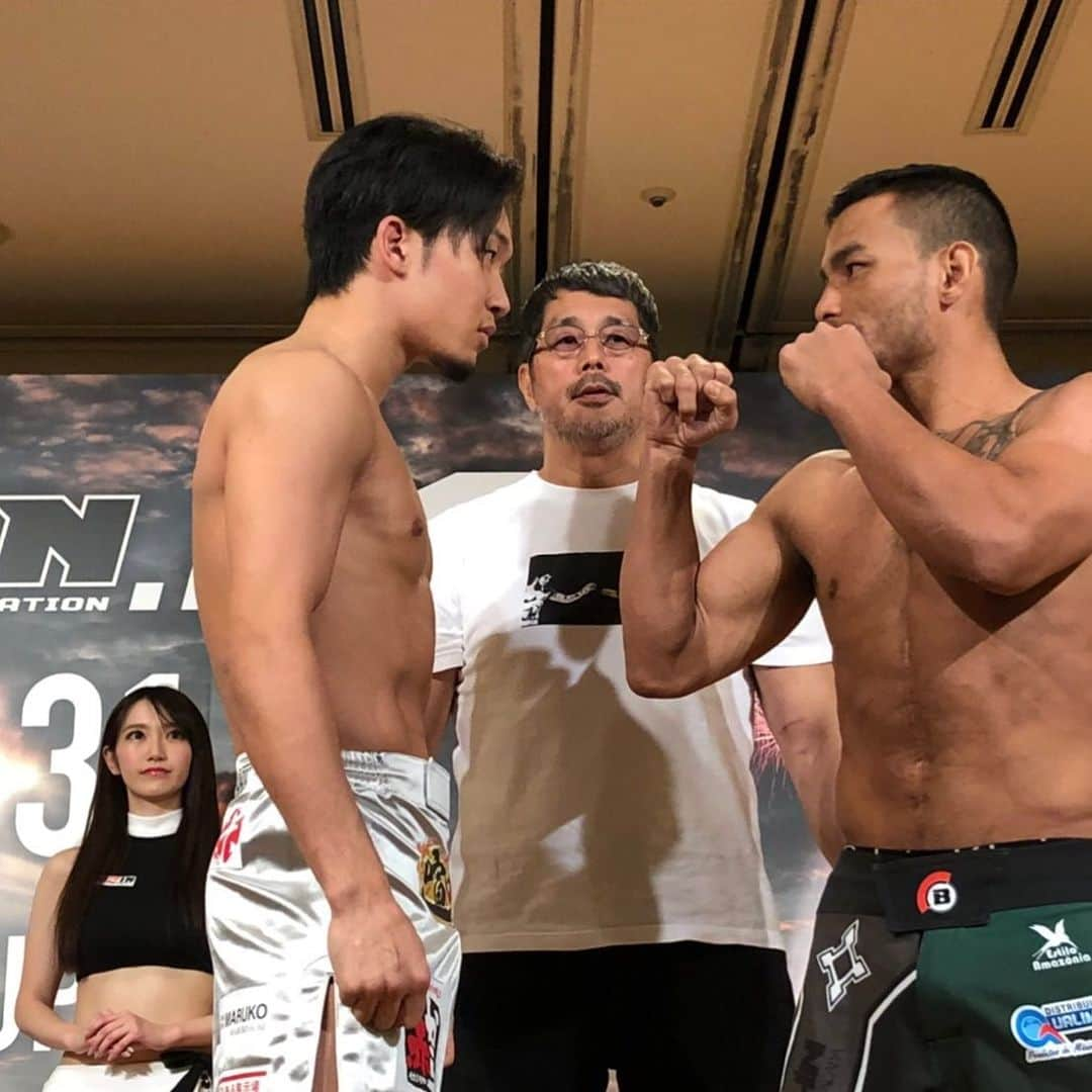 高田延彦さんのインスタグラム写真 - (高田延彦Instagram)「RIZIN20.bellator  rizin対抗戦の大将戦は朝倉未来VSジョンマカパ。今年のRIZINを朝倉カラーに染めた朝倉兄弟の兄・朝倉未来の2019ラストマッチはどんな結末を迎えるのだろう。朝倉未来、質の高い分析能力を持ち、クールでクレバーな彼の優れた戦闘IQが生み出す戦術にも注目してもらいたい。展開はまったく予測不能だ、マジで鳥肌立つぜ！  #rizin  #bellator  #対抗戦  #大将戦  #朝倉未来  #ジョンマカパ  #予測不能  #鳥肌  #フェザー級  #大注目」12月30日 21時57分 - takada_nobuhiko