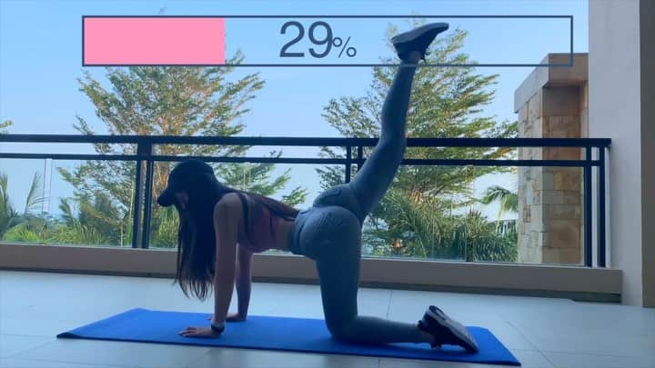 渋谷ゆりのインスタグラム：「New Video on #YouTube  5mins workout 🍑  年末は一緒に運動しませんか☺️ 年底我們要不要一起去運動？☺️ Let’s workout together at the end of year ??☺️ New video→ https://youtu.be/kKkZ3pnAiHo Vlog in #三亜#中国 → https://youtu.be/tcKdHZFQW5w  #筋トレ女子　 #ボディメイク #loseweight #weightloss #gym #fitness #motivation #diet #muscle #健身 #減肥 #健身房 #减肥 #肌肉  #筋トレ #ダイエット #ジム #マッチョ #japanesegirl #japanesemodel #motivation #フィットネス #フィットネスウェア #腹筋女子 #美尻 #宅トレ #家トレ #ダイエット垢」