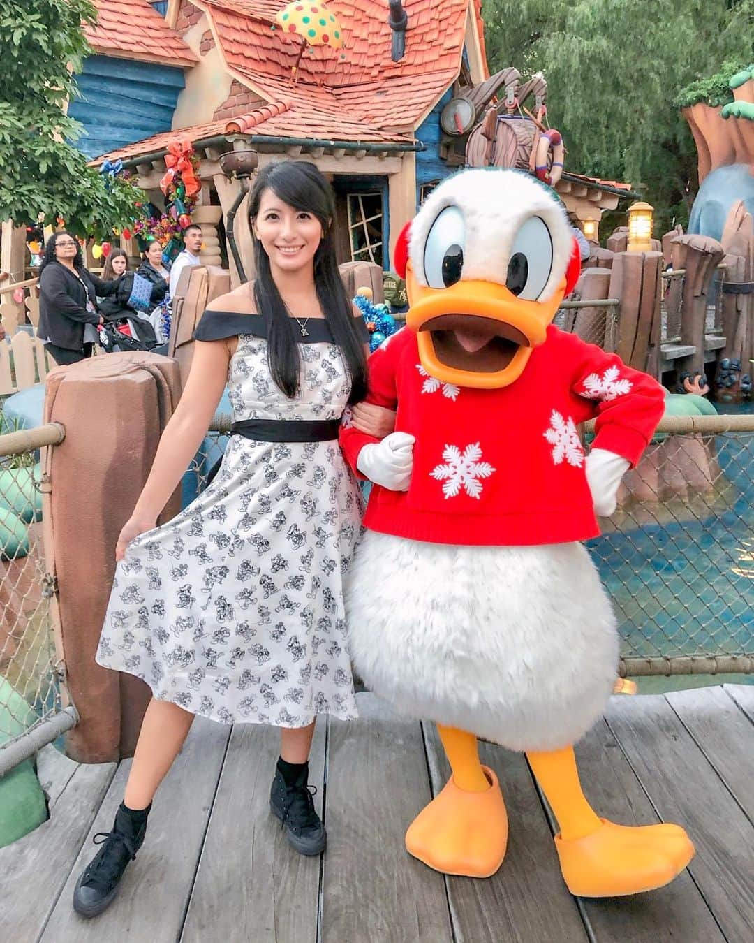 矢部あやのインスタグラム：「201811 4day トゥーンのドナルド可愛すぎて滞在中2回行った ・」