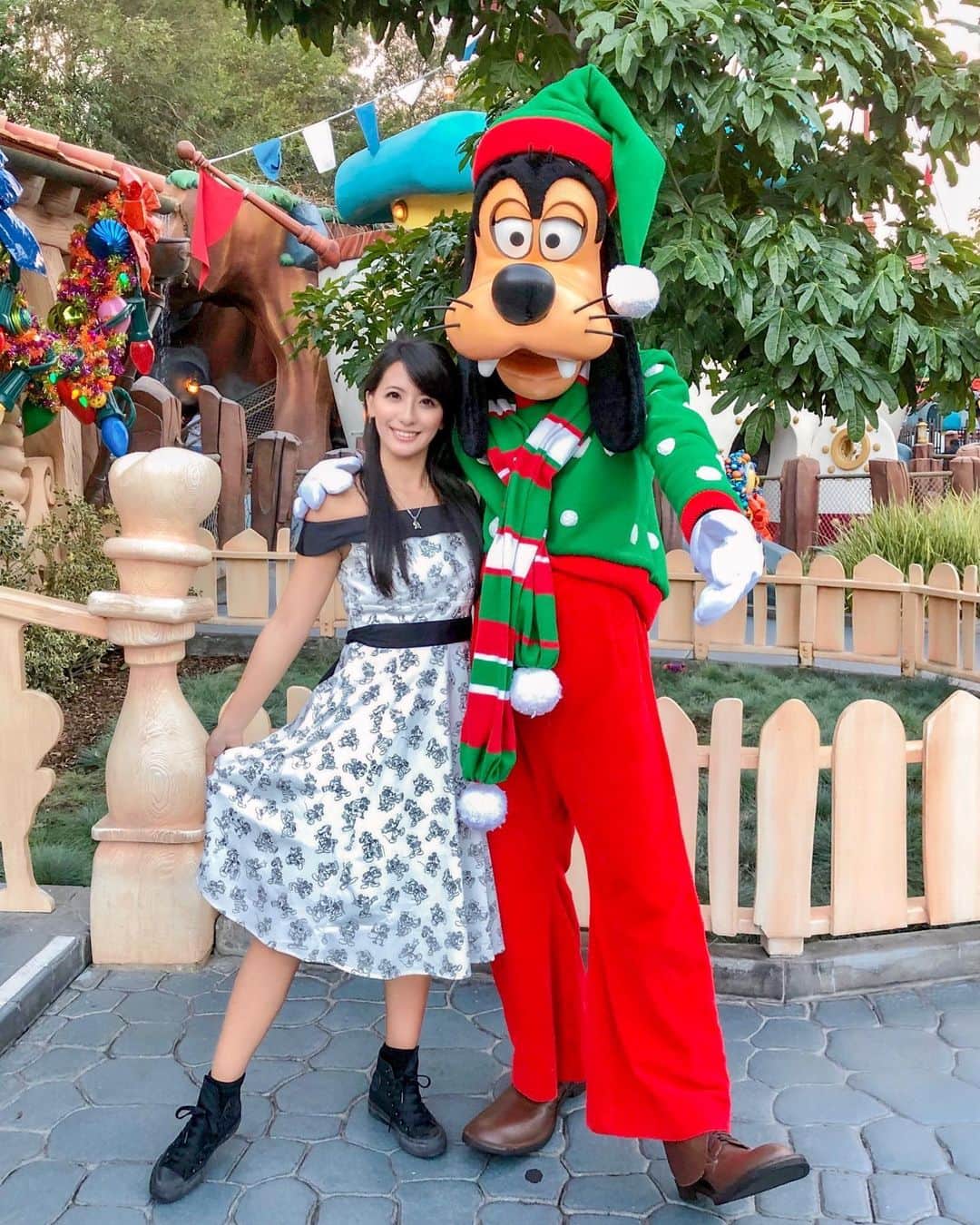 矢部あやのインスタグラム：「201811 DLR 4day トゥーンのグーフィーはイケグ ・ #disneylandresort #DLR2018 #DLR」