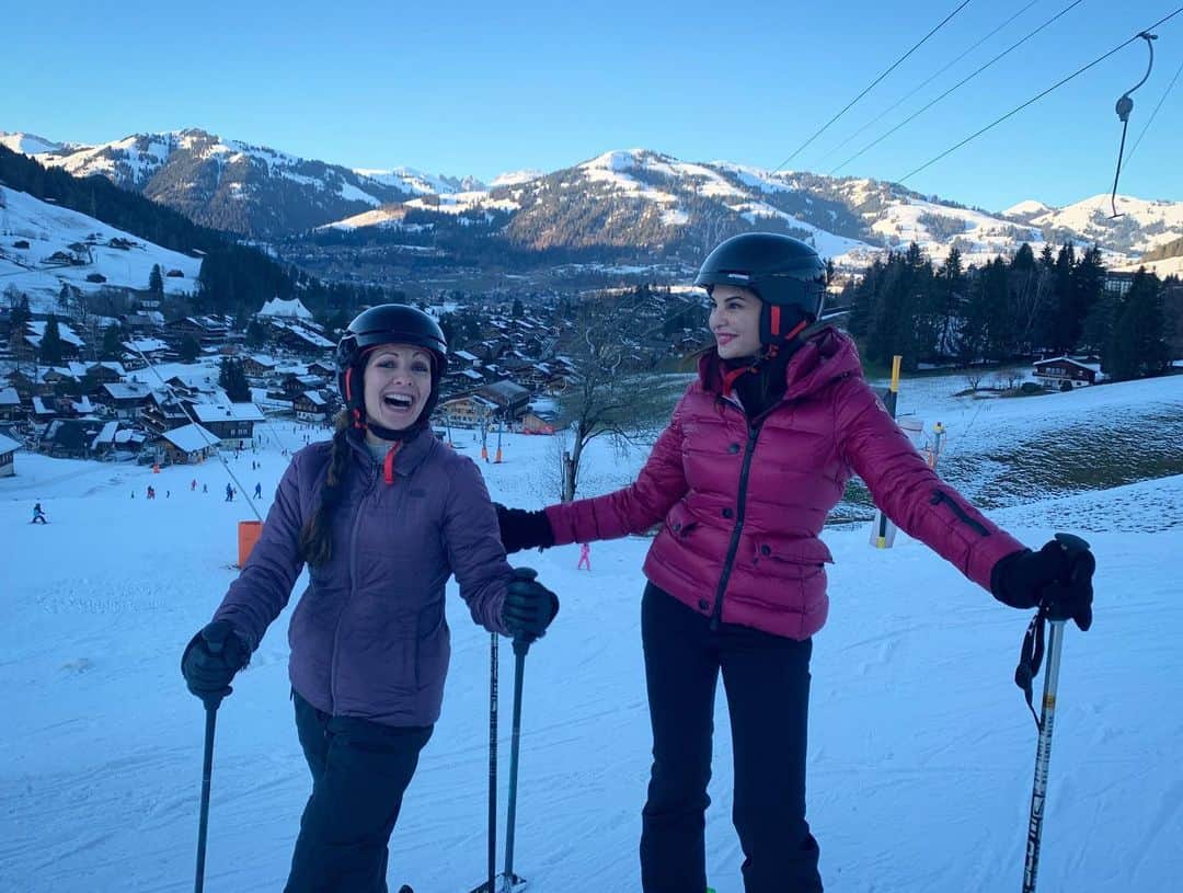 Jacqueline Fernandezさんのインスタグラム写真 - (Jacqueline FernandezInstagram)「Great ski lesson with @fabioush gearing up for 2020!! 💖💖」12月31日 2時22分 - jacquelienefernandez