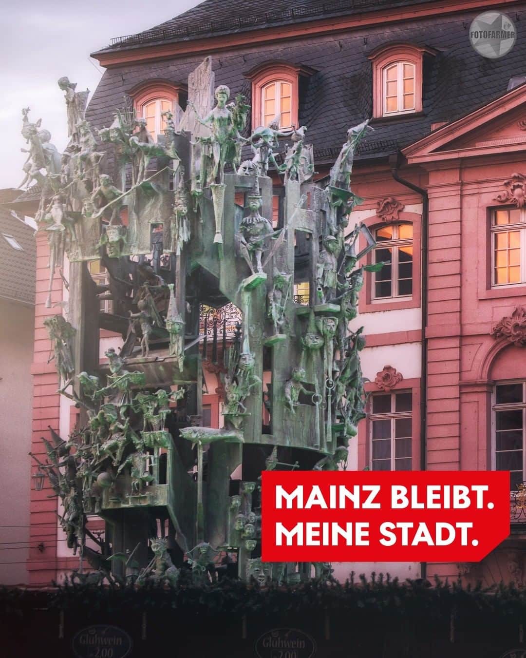 1.FSVマインツ05さんのインスタグラム写真 - (1.FSVマインツ05Instagram)「Mainz bleibt. Meine Stadt. 😍 . 📸 @fotofarmermainz」12月31日 3時05分 - 1fsvmainz05