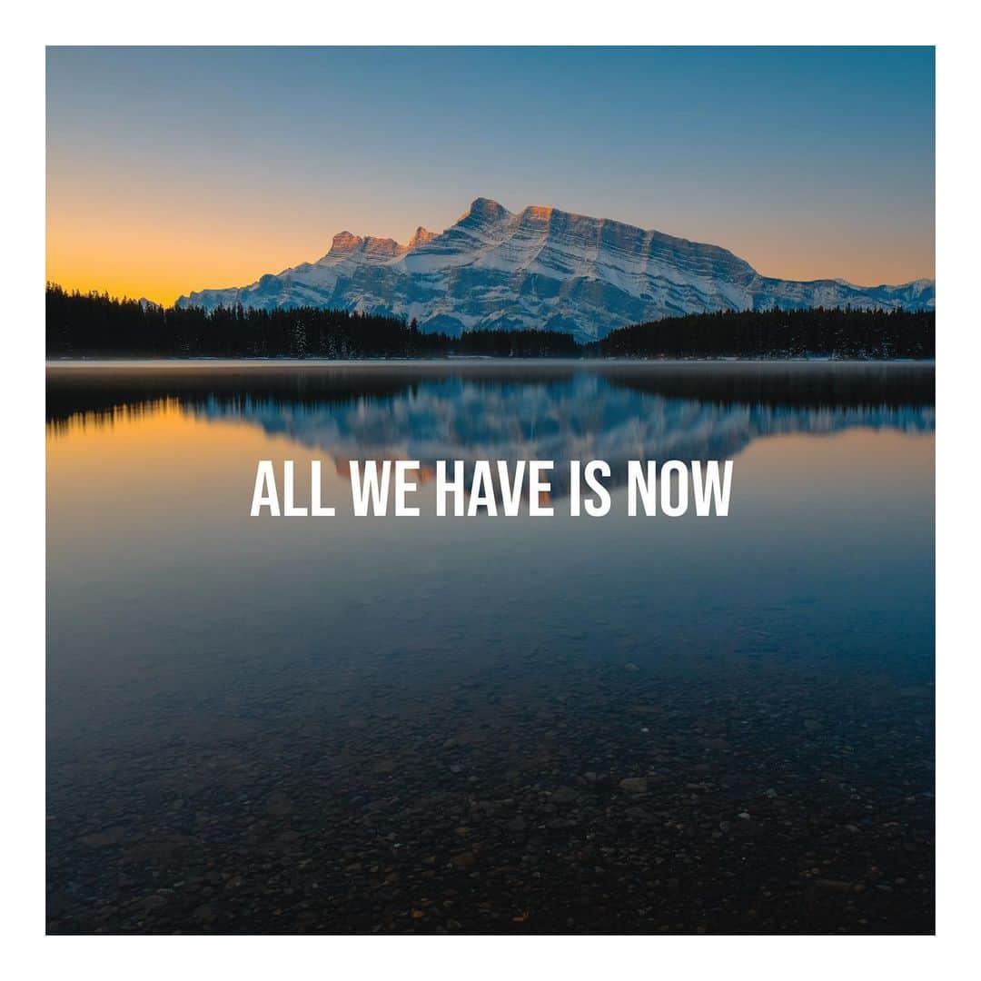 エゼキエルのインスタグラム：「All We Have Is Now 〰️」