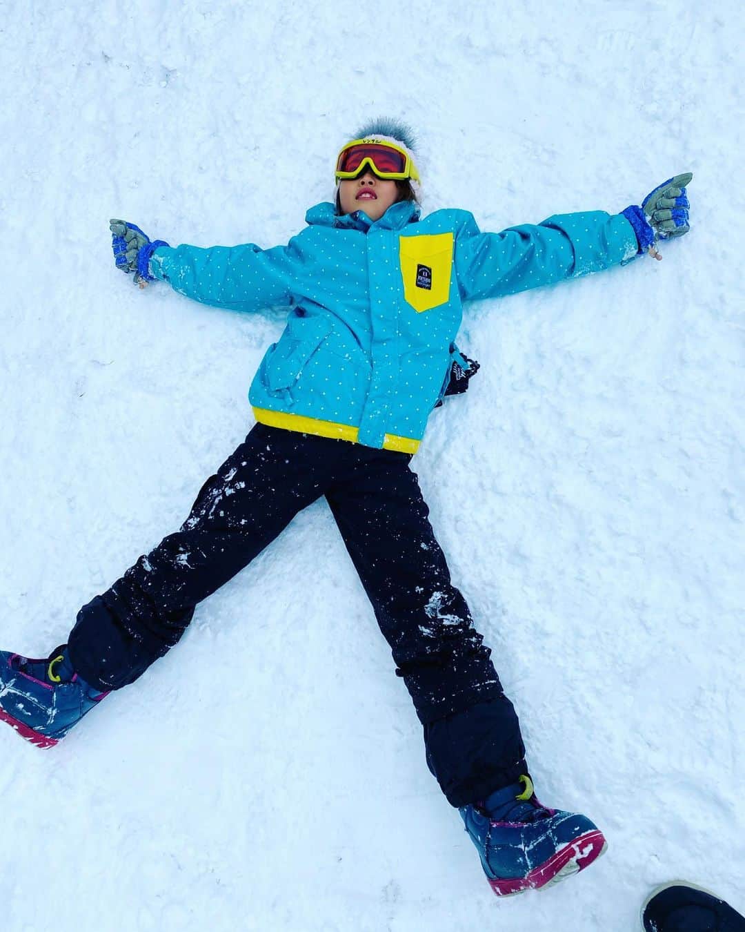 雅-MIYAVI-さんのインスタグラム写真 - (雅-MIYAVI-Instagram)「Snow time 🎿 滑雪时间！」12月31日 6時31分 - miyavi_ishihara