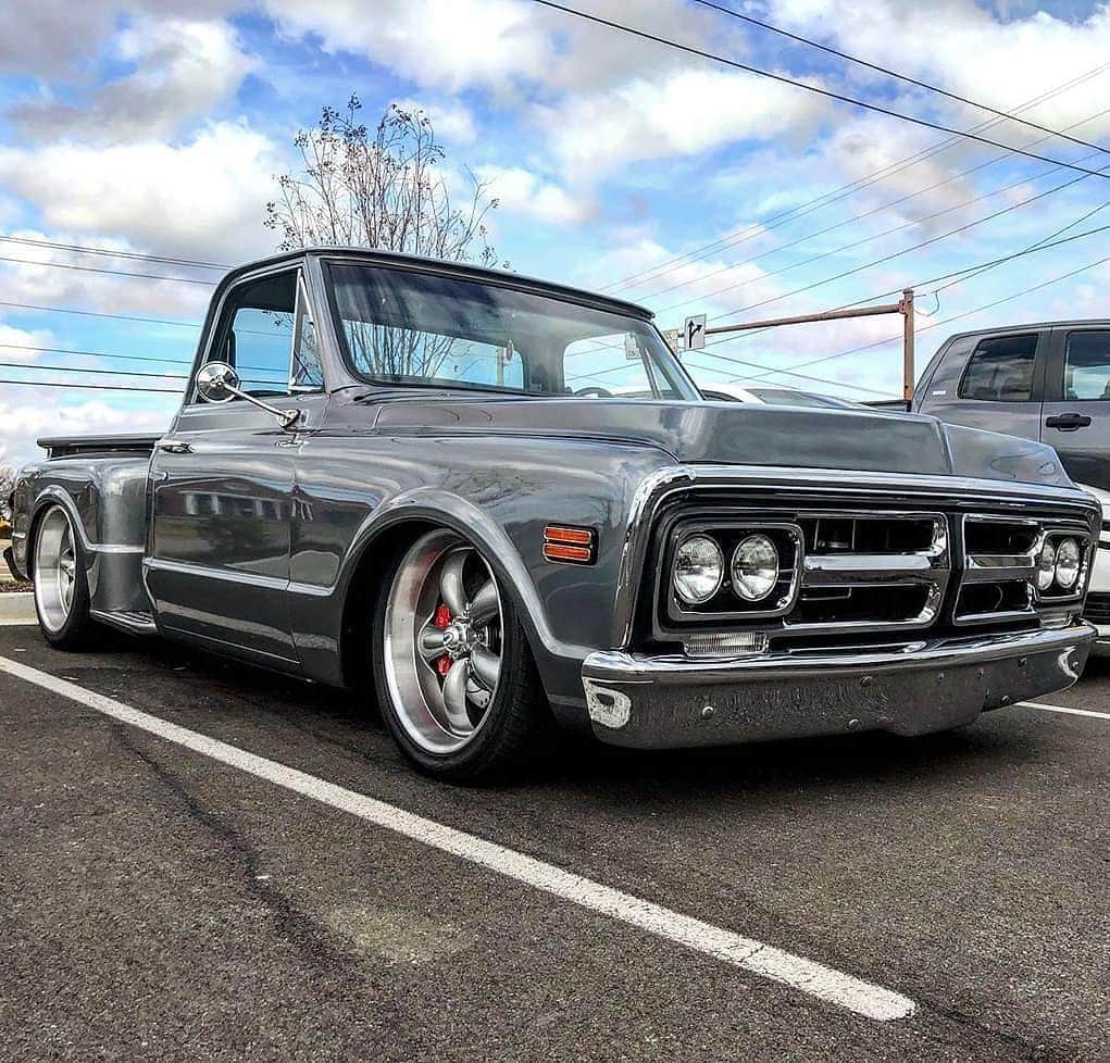 Classics Dailyさんのインスタグラム写真 - (Classics DailyInstagram)「'71 Chevy C10 _ Owner: @stroked_c10 _ #chevy #C10 #chevrolet #musclecar #hotrod  #restomod #classicsdaily #streetrod #protouring #streetcar #customcar #prostreet  #hotrods #classiccars #customcars #musclecars #americanmusclecars #hotrodsandmusclecars #americanmuscle  #classicmuscle」12月31日 7時28分 - classicsdaily