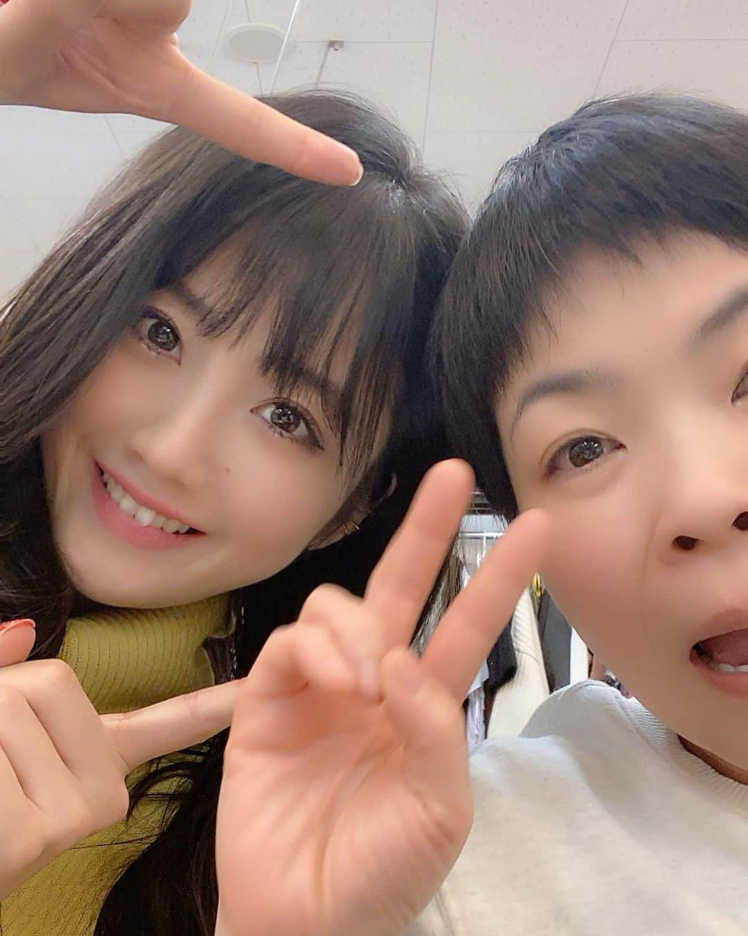 小寺真理さんのインスタグラム写真 - (小寺真理Instagram)「2019年もありがとうございました！ めちゃくちゃ楽しい一年やったよー！」12月31日 19時45分 - koteramaricorin