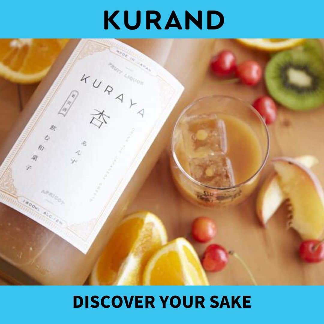 KURAND@日本酒飲み放題さんのインスタグラム写真 - (KURAND@日本酒飲み放題Instagram)「〜2019年の締めくくり〜﻿ 今年のイチオシシリーズvol.2「KURAYA シリーズ」﻿ ﻿ 種類:抹茶・栗・杏・柿・南瓜﻿ .﻿ 「KURAYA シリーズ」は、「飲む和菓子」をコンセプトに企画・開発したお酒です。世の中には多くの梅酒や果実酒がありますが、今まで和菓子をコンセプトにしたお酒はありませんでした。﻿ KURAYAシリーズは、日本酒の造り酒屋の蔵元が造ったお酒です。和酒の代表格といえる日本酒を知り尽くしている蔵元だからこそ造ることの出来る、本格的な和リキュールです。最高級の和菓子を連想させる、和のテイストに満ちたリッチな味わいをお楽しみください。﻿ .﻿ 「KURAYA」シリーズを開発するにあたって、最も大切にしたのはドロッとした質感と濃密な味わいです。和菓子のような素材の優しい甘さと、濃厚な味わいが楽しめます。﻿ .﻿ 食後酒に最適なお酒です。食後酒とは、言葉そのまま、食事の後に余韻を楽しむために飲むお酒のことです。﻿ ぜひストレートやロックで、こだわりの質感と味わいを楽しんでください。﻿ また、濃密な味わいなので、バニラアイスにかけてデザートとしてお召し上がりいただくのもおすすめです。﻿ ------------------------﻿ .﻿ KURANDでは「お酒のある暮らし」をテーマに写真をシェアしてます。﻿ .﻿ お酒の詳細やお買い物は @kurand_info﻿  プロフィールのリンクから公式HPからどうぞ。﻿ ﻿ #kurand#kurandsakemarket #shugermarket #sakebar #sakestagram#sake #sakelove#sake lovers#sakekanpai#instagood#instalike#instadaily#instagramjapan#抹茶#抹茶スイーツ#抹茶好き#抹茶ミルク#栗#栗好き#杏#かぼちゃ#かぼちゃスイーツ#柿#毎日の楽しみ#和菓子#和菓子好き#和菓子好きと繋がりたい#和菓子大好き#リキュール#カクテル#カクテルレシピ」12月31日 18時24分 - kurand_info