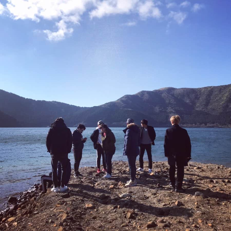 原輝綺さんのインスタグラム写真 - (原輝綺Instagram)「2019年もお疲れ様でした。  皆さん、良いお年をお迎えください！ #今年最後は#箱根へ」12月31日 18時51分 - teruki_official0730