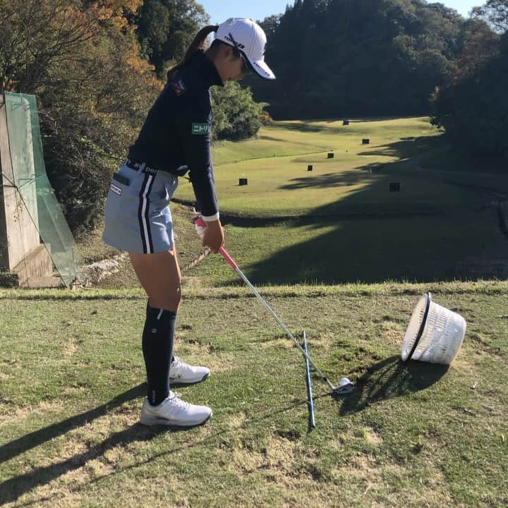 のインスタグラム：「2019年も残りわずか！！ 今年も沢山の応援を有難うございました。 2020年、笑顔で私らしく頑張ります😊皆様良いお年をお迎え下さい。  #感謝」