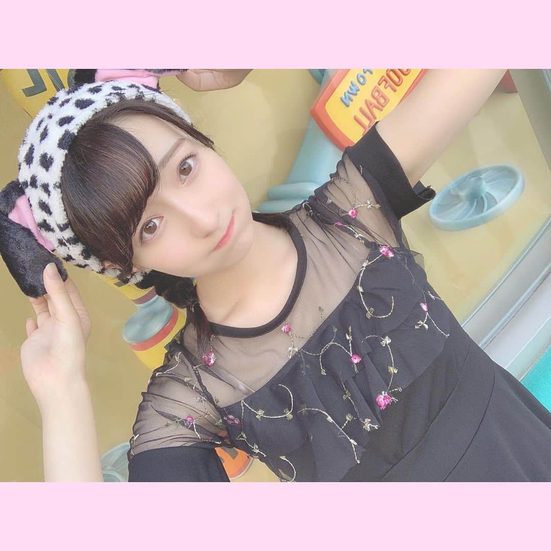 牧村一穂のインスタグラム：「2019年ありがとうございました👗 自分の夢に向かって行動を進めていく、そんな1年でした。来年は夢を叶える2020年にするぞ！！頑張る！ 2019年に私と関わってくださった皆様、ありがとうございました！！来年もよろしくお願いします！！ (夏休みに看護の同期とディズニーに行ったのに載せそびれていた写真を添えて) 😃 #ミスコン#被写体になります#撮影モデル#サロンモデル#撮影#サロンモデル募集#女子大生#看護学生#likeforlikes#instagood#ポートレート#ポートレート部#ディズニー #ディズニーランド」