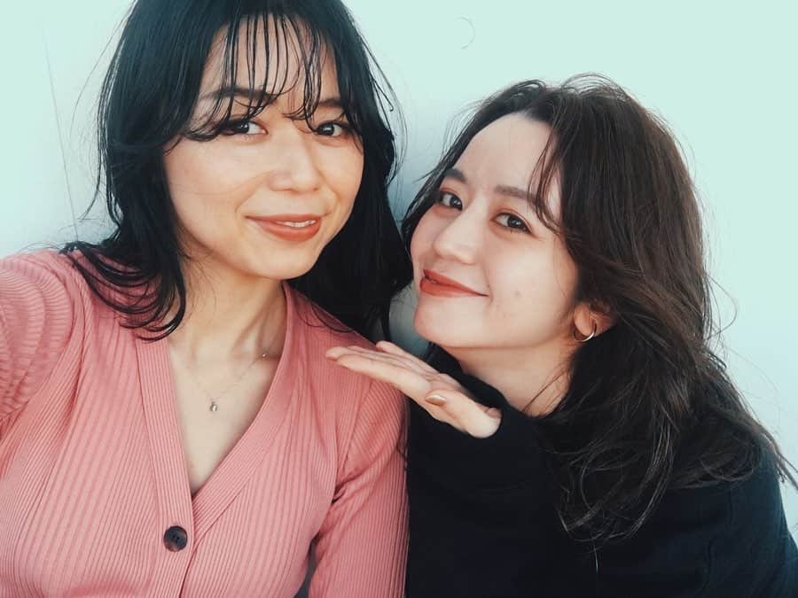 Yu-kiのインスタグラム：「@____luuchung1231 30歳のお誕生日おめでとう🤎10年前、天神の街中でキラキラさせながら歩いてるルミナちゃんに声かけて良かったと心から思う。美容師と言う仕事を通して、今ではそれだけじゃなくてずっとこうして繋がれてるのがとってもしあわせ🧡どんどんキレイになるルミナちゃんのこれから10年もたのしみ！だいすき❤️」