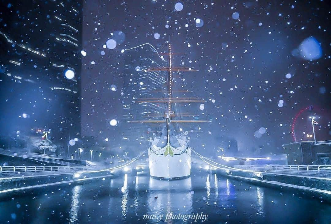 東京カメラ部 横浜分室さんのインスタグラム写真 - (東京カメラ部 横浜分室Instagram)「Photo by @mai_y718⠀ 「帆船日本丸・横浜みなと博物館」⠀ https://www.instagram.com/p/BeQH4TOl3HJ/⠀ .⠀ いいね！＆コメント大歓迎！⠀ ※投稿に関するご注意・ポリシーは東京カメラ部に準じます。詳しくは下記をご覧ください。⠀ http://app.minpos.com/fb/willvii/camera_jpn/static/guideline⠀ .⠀ #みなとみらい線フォト散歩 #みなとみらい線フォトさんぽ #みなとみらい線 #横浜 #新高島 #みなとみらい #馬車道 #日本大通り #元町中華街 #yokohama #東京カメラ部 #Japan #photo #写真 #日本⠀ Follow: @TCC.Yokohama」12月31日 11時00分 - tcc.yokohama