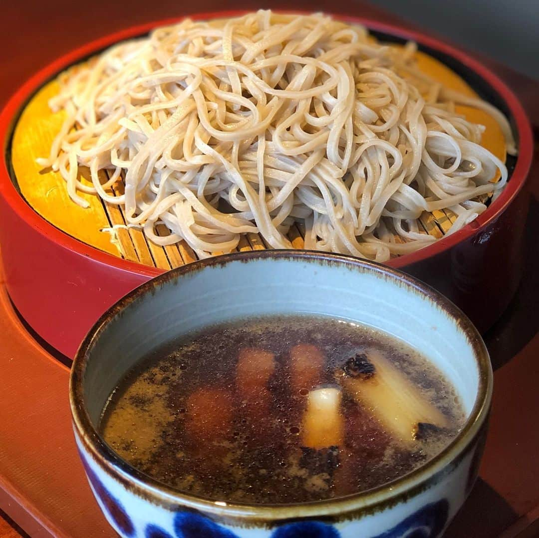 鷹木信悟さんのインスタグラム写真 - (鷹木信悟Instagram)「一足お先に...🥢 #年越し蕎麦 #鳥もつ煮 #馬刺し #山梨 #大晦日」12月31日 11時53分 - takagi__shingo