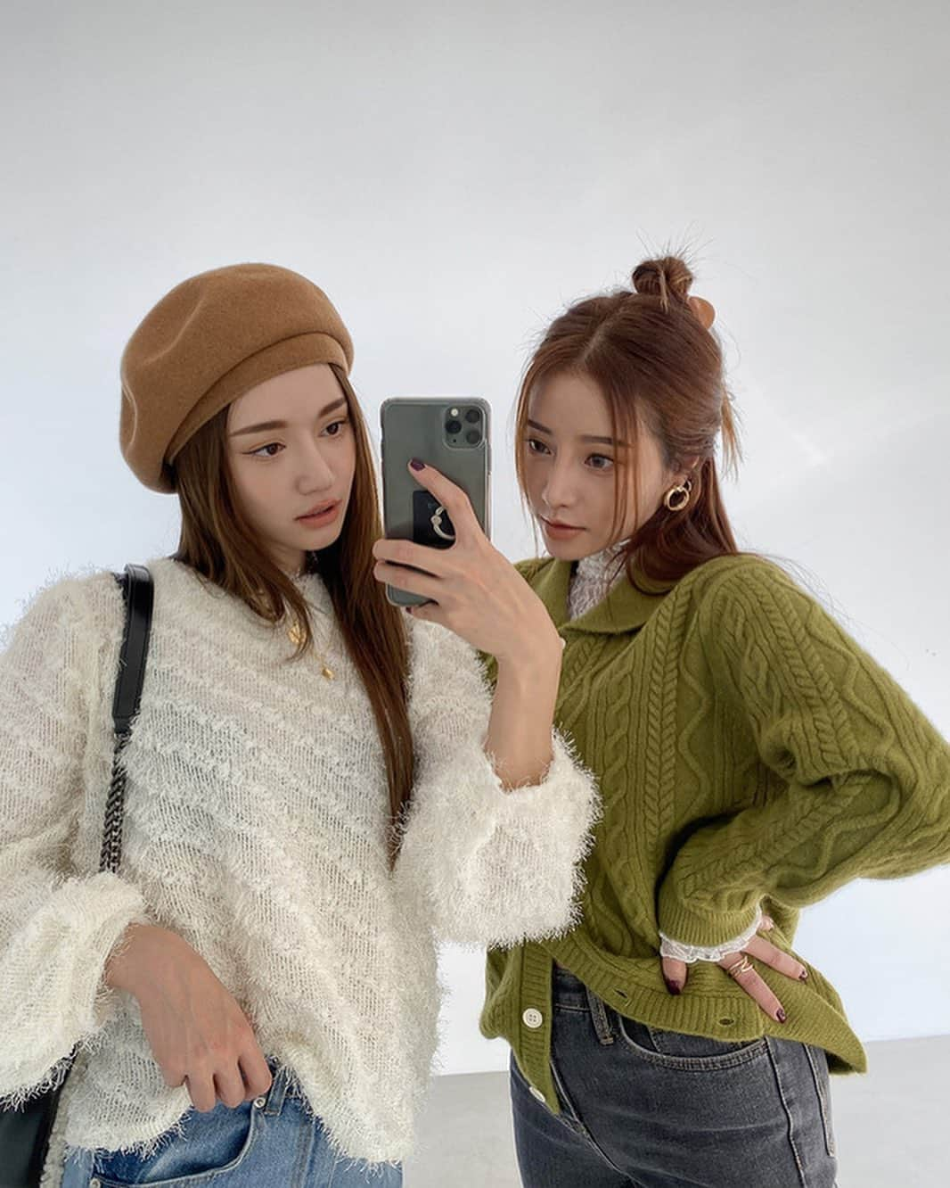 Official STYLENANDAさんのインスタグラム写真 - (Official STYLENANDAInstagram)「2019년의 마지막 날이에요! 올 한해도 난다 사랑해주셔서 감사합니다🙏💕 Happy New Year! #stylenanda #newarrivals」12月31日 11時56分 - houseof3ce