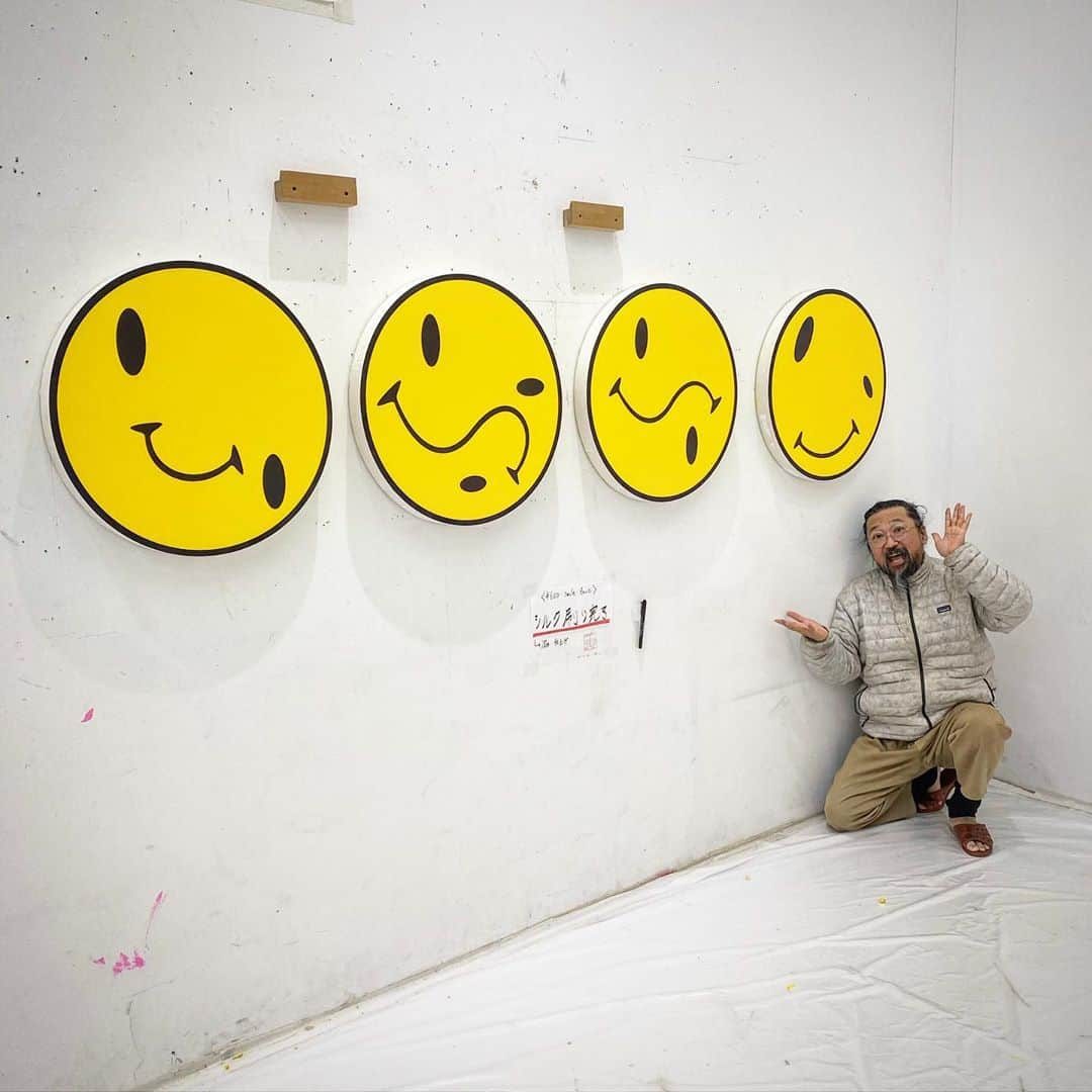 村上隆さんのインスタグラム写真 - (村上隆Instagram)「Tonari no Smiley_kun No.2,3,4,5.」12月31日 12時07分 - takashipom