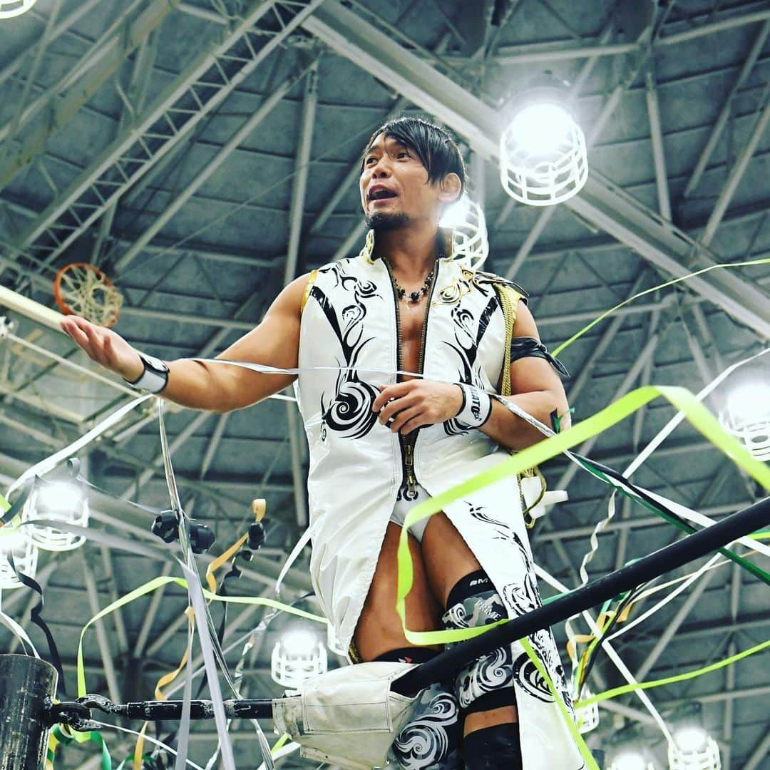 YAMATOさんのインスタグラム写真 - (YAMATOInstagram)「Have a good year. #dragongate #ドラゴンゲート　#prowrestling #プロレス　#japan #日本　#america #usa #アメリカ　#europe #eu #ヨーロッパ　#uk #イギリス　#mexico #メキシコ　#luchalibre #ルチャリブレ　#hongkong #香港　#international」12月31日 12時31分 - yamato_dg_oldtype