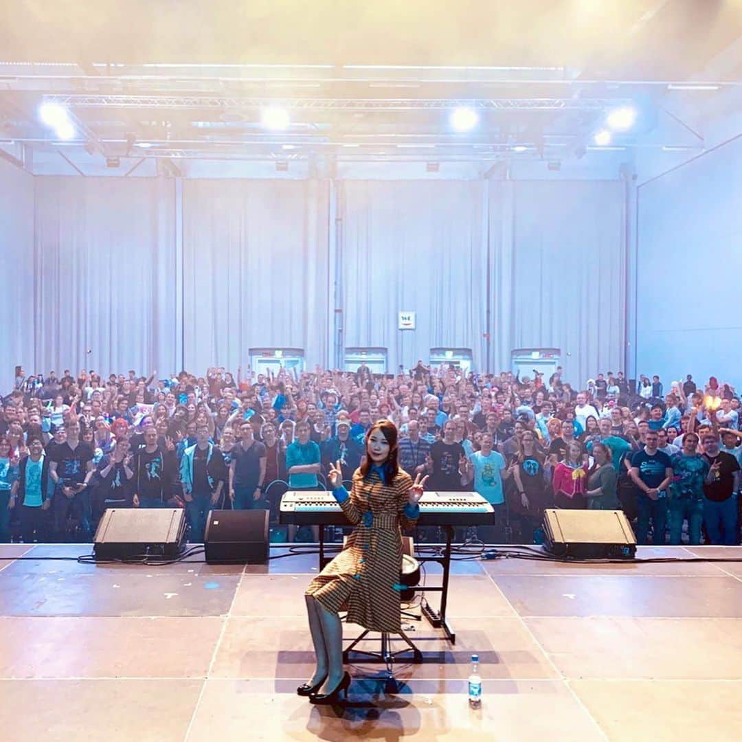 沢井美空のインスタグラム：「今年は海外公演に、ブルバでアルバムも作れて、大好きな作品を色んな形で世に出せて、お陰様で充実した1年でした。ありがとうございます。2020年も色々楽しみです！ #2019goals」